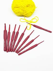 9pcs/Set PVC Handle Crochet Hooks - 2.0mm/2.5mm/3.0mm/3.5mm/4.0mm/4.5mm/5.0mm/5.5mm/6.0mm, Suitable For Beginner DIY Handcraft Knitting Tools - 9 Red-handled Crochet Hooks - View 5