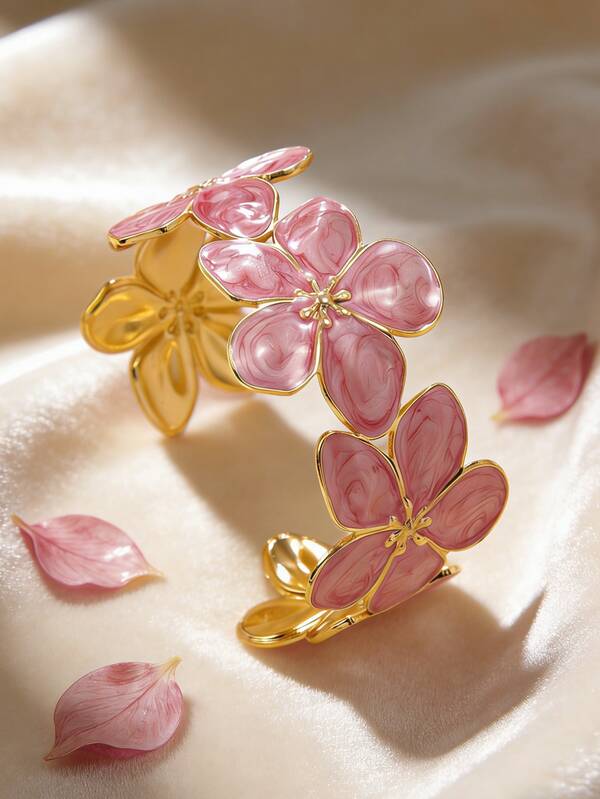 1pc Naturalistic Stainless Steel Bangle With Colorful Enamel Crafted Plumeria Design, Suitable For Women's Daily Wear, Casual Or Holiday, Also Makes A Great Gift For Friends