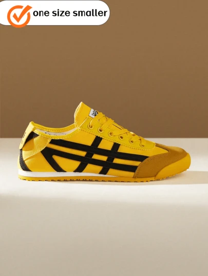 (Choose One Size Up, As It Runs Small) (Thin Sole, Lightweight, Convenient)! Lightweight And Soft, Suitable For Spring/Summer Wear Or Layering. Convenient For Travel Or Everyday Casual Wear. High-Quality Popular Commuter-Style Simple Golden Star Shoes, Star Shoes, Couples Shoes, Fashionable Canvas Mesh Trainers, Sneakers, Minimalist Flat Casual Shoes (Multiple Colors Available)