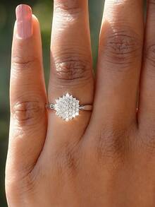 1枚S925纯银几何戒指，镶嵌合成锆石，优雅精致，适合女性日常佩戴。 - 銀色 - 查看 4