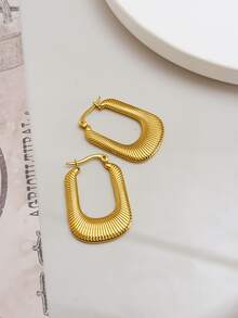 1pc Stainless Steel Twisted Square Ear Cuff, Luxury Gold & Silver Earrings, Gift For Boyfriend On St. Patrick's Day Or Valentine's Day, Heart-Shaped Earrings Accessories For Women - Multicolor - View 4