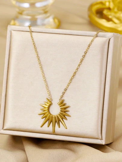 1pc Sun Pendant, Stainless Steel Necklace, Fashionable Design Niche Jewellery For Women And Men