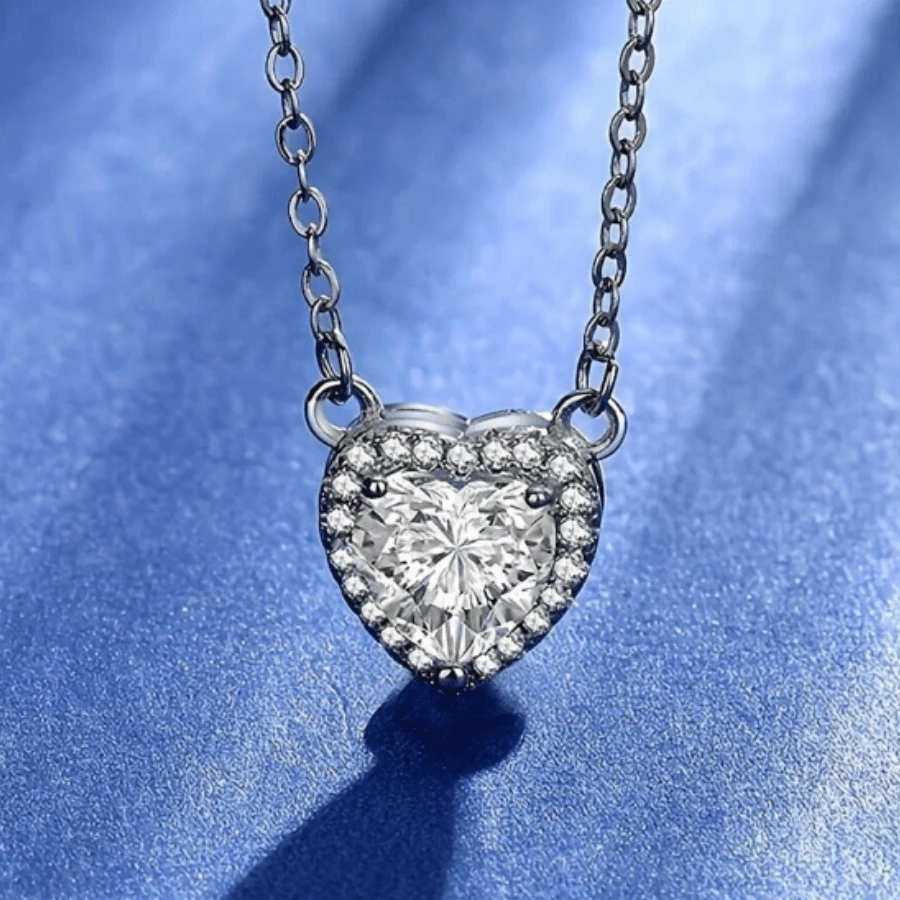 1件优雅仿锆石心形吊坠项链，时尚女士首饰，适合婚礼、情人节等场合佩戴。 - 銀色 - 查看 1