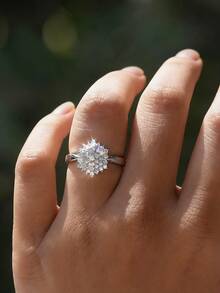 1枚S925纯银几何戒指，镶嵌合成锆石，优雅精致，适合女性日常佩戴。 - 銀色 - 查看 12