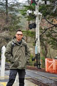 The North Face Urban Exploration Solid Color 550 Fill Power Down Liner 3-In-1 Waterproof, Windproof, Warm, And Water-Repellent Men's Green Jacket - Green - View 8