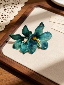 1pc Ethereal Artificial Lily Flower Hair Clip, Side Hair Clip For Beach Vacation, Photo Shoot, Wedding, Party, Sweet Girl Hair Accessory - Multicolor - View 7