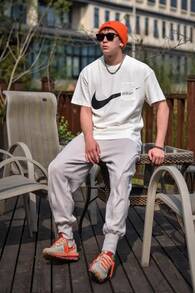 Nike Sportswear Swoosh Pocket Letter Print Crew Neck Short Sleeve T-Shirt - White - View 9