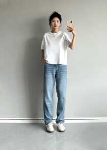 Nike Sportswear 宽松圆领短袖T恤，带Logo，女款，白色 - 黑色 - 查看 8