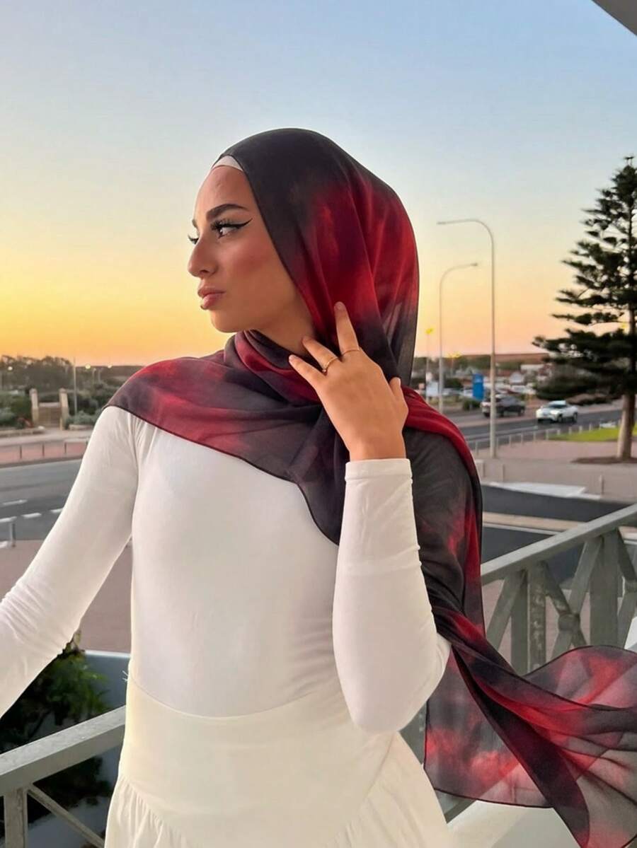 1条女士时尚雪纺扎染印花围巾，优雅休闲穆斯林头巾，轻盈透气，四季皆宜，节日礼物 - 彩色 - 查看 1