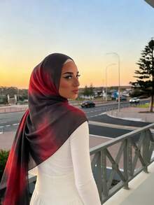 1条女士时尚雪纺扎染印花围巾，优雅休闲穆斯林头巾，轻盈透气，四季皆宜，节日礼物 - 彩色 - 查看 2