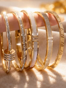 18K镀金可叠戴手镯套装 | 镶满水钻的罗马数字亮粉色贝壳手镯 | 女士日常及派对佩戴不褪色叠戴手镯，情人节及日常佩戴礼物 - 金色2 - 查看 13