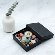 10件套水晶能量礼盒，含8+7脉轮手链+树脂吊坠，适用于瑜伽冥想、灵气疗愈 - 多色 - 查看 3