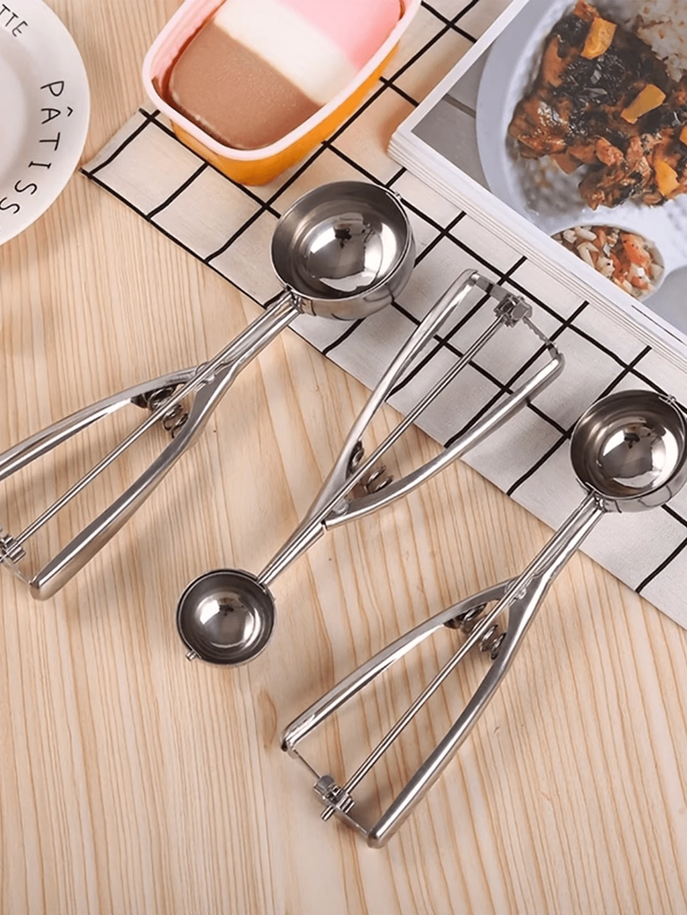 1个冰淇淋勺，饼干勺，不锈钢冰淇淋勺带触发式释放装置，大/中/小号饼干勺，用于烘焙，带饼干面团勺的烘焙饼干勺