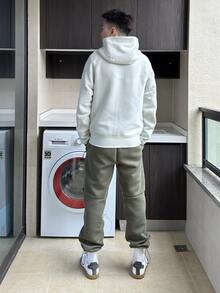 Nike WINDRUNNER Hooded Zip-Up Jacket With Logo Print, Men, Grey - Grey - View 7