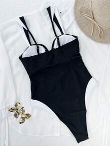 Bộ bikini 2 mảnh màu đen trắng phối hợp, cạp cao, cổ chữ V khoét sâu, hở lưng, dành cho nữ, kiểu dáng gợi cảm, sang trọng, thích hợp cho kỳ nghỉ hè, đi biển, sinh nhật hoặc hẹn hò. - Đen và trắng - Xem 4