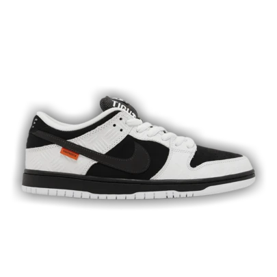 Nike TIGHTBOOTH X Nike Dunk Low SB (Unisex) White/Black/Safety Orange FD2629-100 Winter New
