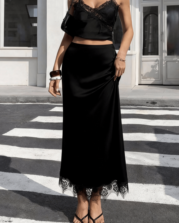 Falda midi de satén de seda con corte evasé y parches de encaje para mujer Dila Polly, elegante y fluida