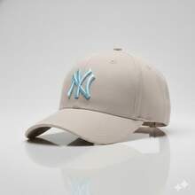 Men's And Women's Minimalist Curved Brim Sport Baseball Cap, Street Style, Cotton, Embroidered - 米色配藍色 - 查看 1