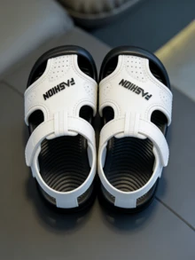 Cute Rhinestone Bow Open Toe Girls Sandals, Breathable Non-Slip Beach Holiday Shoes - Black and White - View 4