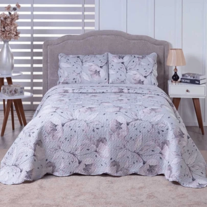 Colcha Bouti Casal Dupla Face Estampada com Porta Travesseiro 3 Peças Toro