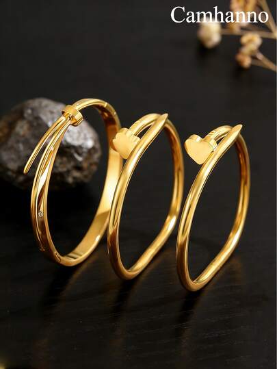 3pcsa - Twisted Stainless Steel Bangle, Gold-Plated For Color Preservation And Hypoallergenic Properties, Heart-Shaped Clasp Adds A Romantic Touch, Elevating The Sophistication Of Your Outfit