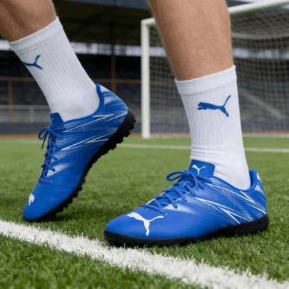 Puma 男士训练鞋，足球鞋，ATTACANTO TT 低帮钉鞋，107478-09