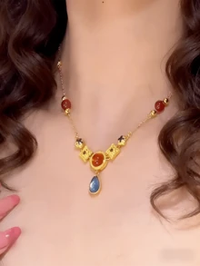 1件优雅不锈钢女士项链，金色首饰，百搭高端项链，适合女士宴会、派对、商务、休闲、日常佩戴，春夏皆宜。 - 優雅氣質風 - 查看 2