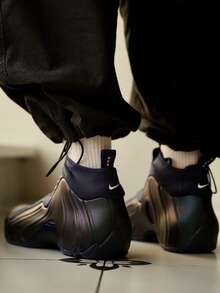 Nike Air Flightposite: zapatillas de baloncesto de caña media, elegantes y cómodas para hombre, color negro/morado, edición 2025 - Negro púrpura - Ver 9