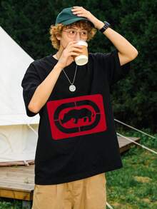 Ecko Unltd Red Rhino Logo Black T-Shirt, Bold Graphic Urban Street Wear Hip Hop Casual Tee For Men, Urban Street Style, Casual Daily Wear, Hip Hop Event, Skateboarding Outfit. - 黑色5 - 查看 2