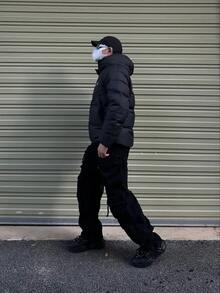 Chaqueta con capucha con bolsillo con cremallera impresa WINDRUNNER de Nike, para hombres, color negro - Negro - Ver 8