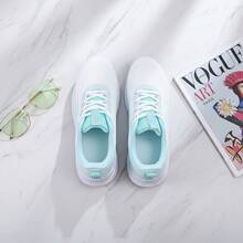 Tenis de mujer casuales y deportivos, zapatillas de malla transpirable con suela de goma suave, zapatos para mujer cómodos y ligeros para correr, tenis para mujeres con cordones y plataforma de estilo moderno y elegante, calzado deportivo con amortiguación y suela flexible de alta calidad. - Verde - Ver 2