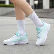 Tenis de mujer casuales y deportivos, zapatillas de malla transpirable con suela de goma suave, zapatos para mujer cómodos y ligeros para correr, tenis para mujeres con cordones y plataforma de estilo moderno y elegante, calzado deportivo con amortiguación y suela flexible de alta calidad. - Verde - Ver 3