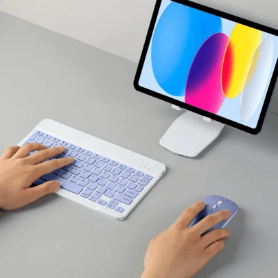 Combo de teclado y ratón inalámbricos Bluetooth, conjunto de teclado y ratón inalámbricos ultra delgados y portátiles, compatible con Android, tabletas Windows, teléfonos inteligentes, iPad Pro, iPad Air, iPad Mini, iPadOS/iOS 13 y superior (Morado claro)