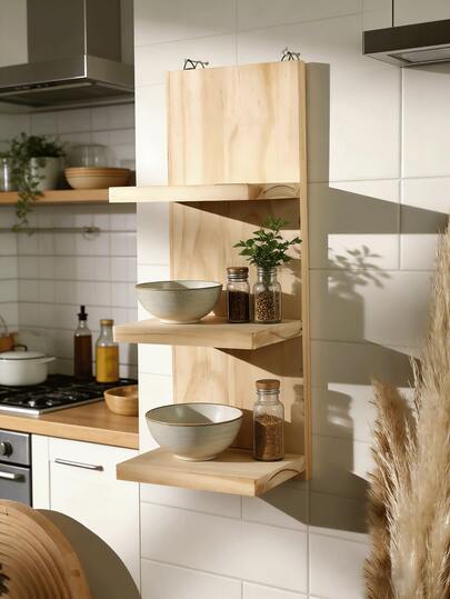 1 stuk ruimtebesparende wandplank in natuurlijke kleur, minimalistische verticale opberg- en display-organizer, moderne woondecoratie, strakke esthetiek, slanke rechthoekige vorm, rechte lijnstructuur, open ontwerp met gladde randen, praktische opbergoplossing voor keukenorganisatie, kruidenopslag, badkameraanrecht, woonkamerwanddecoratie, slaapkamerdecoratie, halwand, appartement, kantoor, kleine ruimtes, thuisorganisatie