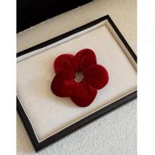 1pc Heart Shaped Hair Scrunchie, Suitable For Ponytail, Bun, Various Occasions Like Valentine's Day, Party ,Hair Elastics ,Hair Rope ,Elastic Hair Tie Elastic Band - Red - View 9