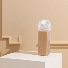 1个500毫升/1000毫升透明方形水瓶，牛奶盒造型，可重复使用，经久耐用，防漏，适用于牛奶、咖啡、果汁等饮料，大容量满足户外运动、长途旅行、露营、徒步、上学、办公等户外补水需求，便携式方形果汁瓶，户外装备，父亲节礼物 - 彩色 - 查看 12