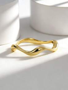 Charm-In Asymmetrical Flowing Curved Gold-Plated Ring For Women, Versatile Niche Design Commute & Daily Wear - Gold - View 4