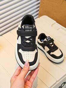 EUR 30-36 Sizes Kids Boys Girls Black & White PU Leather Sneakers, Hook & Loop Strap With Lace-Up Detail, Breathable Perforations, Platform Thick Sole & Non-Slip Rubber, Casual Shoes For Daily Wear, School, Sports & Outdoor Play - 米色 - 查看 1