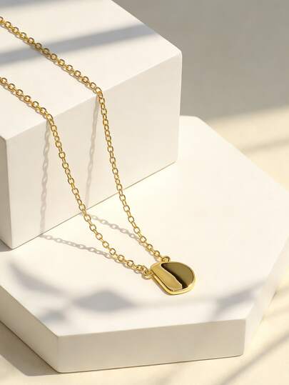 Charm-In Women's Asymmetrical Smooth Plated Gold Tag Pendant Necklace, Layered Minimalist Jewelry, Suitable For Daily Commute And Casual Outings, Minimalist Gift For Girlfriend Or Best Friend