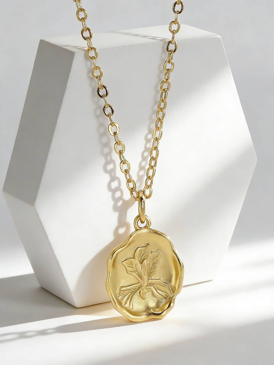 Charm-In 女士镀金多层项链，配花卉蜡封吊坠，链长45厘米，简约复古风格，适合日常通勤和优雅场合，是送给女友或闺蜜的文艺礼物。 - 金色 - 查看 1