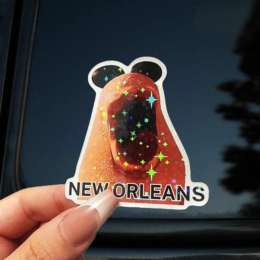 马库斯蜗牛新奥尔良表情包乙烯基贴纸 - 耐用防风雨贴纸,适用于汽车、笔记本电脑、手机壳、头盔 - 鲜艳的卡通设计,搭配醒目的文字和有趣的插图,汽车贴花,笔记本电脑装饰,趣味图案,持久耐用 - 彩色 - 查看 1