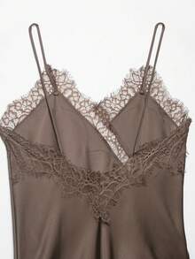 女士蕾丝拼接不对称下摆时尚百搭约会之夜吊带背心，夏季款 - 摩卡棕 - 查看 4