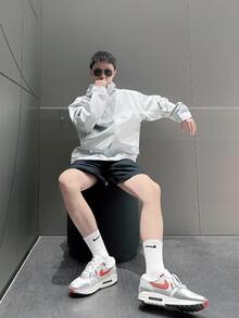 Nike Air Max 1 舒适百搭低帮休闲鞋，男款，银红色 - 銀紅 - 查看 10