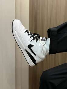 Nike Jordan Stadium 90 织物合成皮革圆头系带低帮休闲鞋，男款，白色和黑色 - 白黑 - 查看 10