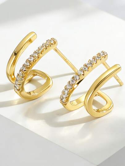 Women's Gold-Plated Twisted Double C-Shaped Earrings, Fully Paved With Zirconia Stones, Minimalist Elegant Design, Suitable For Daily Commute And Workwear, An Ideal Gift For Fashion Enthusiasts