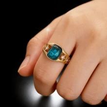 1枚优雅铜质订婚戒指，镶嵌合成立方氧化锆和公主方形四爪切割钻石，奢华闪耀的承诺戒指，适合婚礼、周年纪念日、生日、情人节等场合，四季皆宜，送给她 - 戒指 - 查看 3