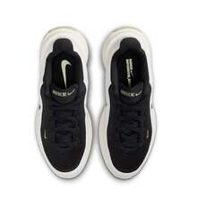 Nike 女款 UPLIFT SC 系列户外跑步鞋，缓震舒适轻便透气休闲运动鞋，黑白百搭配色，适合通勤和休闲运动 IF1749-100 - 黑與白 - 查看 4