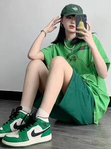 Nike Jordan Air Jordan 1 Mid 耐磨 中幫 復古籃球鞋 男款 白綠 - 白綠 - 查看 6