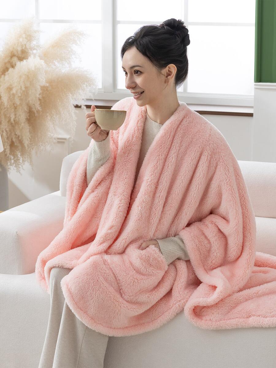 Ice Cream Pink Fluffy Fleece Wearable Throw Blanket, Ultra Soft Plush Wrap With Pockets, Perfect Mother's Day Birthday Gift For Mom Her, Cozy Loungewear For WomenPerfect For Lounging On Couch Travel Airplane Home Office Reading Camping Outdoor Party Cold Winter Weather, Machine Washable Lightweight Breathable Warm - 草莓冰淇淋 - 查看 1