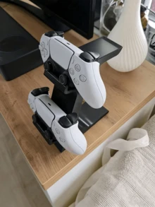 三合一游戏手柄耳机支架，可容纳 2 个游戏手柄和 1 个耳机，节省空间的桌面收纳架，适合硬核玩家和休闲用户使用。 - 彩色 - 查看 7